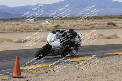 media/Dec-17-2022-SoCal Trackdays (Sat) [[224abd9271]]/Turn 9 Inside (1pm)/